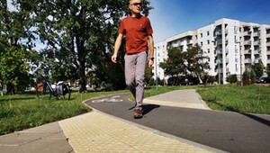 Wypadki na przejściach sugerowanych. To nowość, więc piesi nie mają pojęcia, jak się na nich zachować