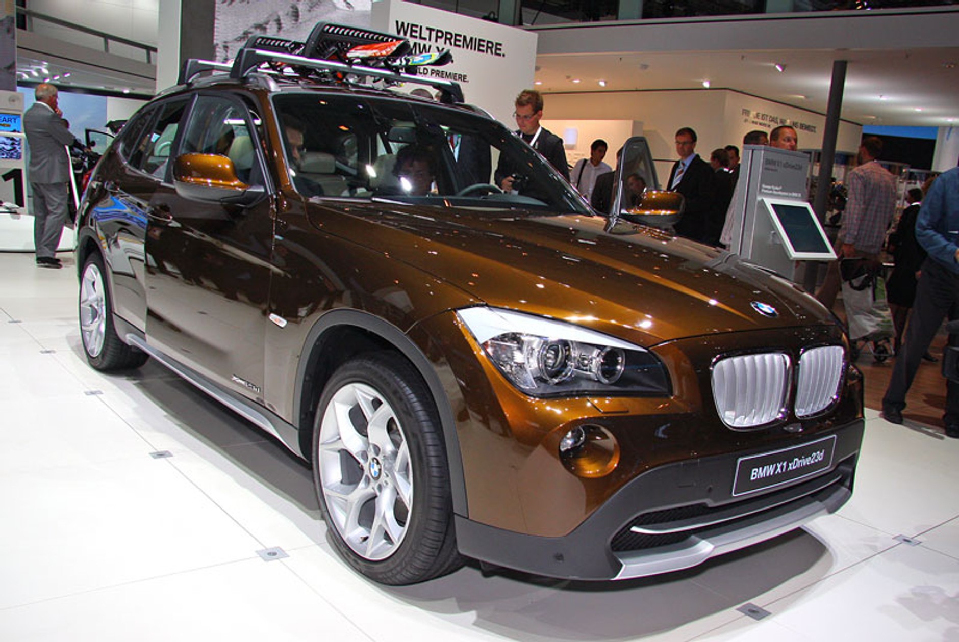 IAA Frankfurt 2009: 81 premier światowych, 753 wystawców z 30 krajów (fotogaleria I.)