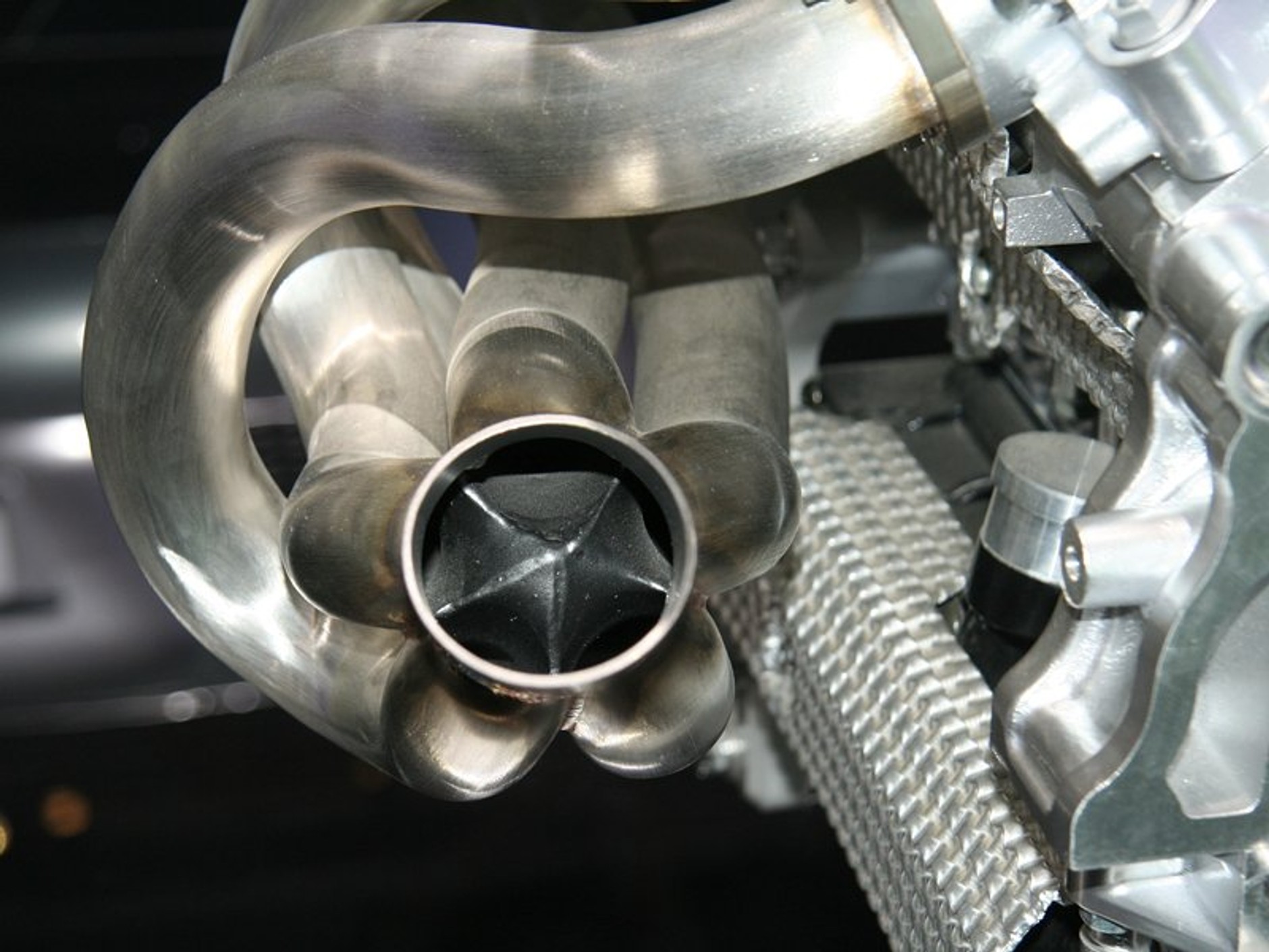 Genewa 2007: kolejne samochody w fotogalerii