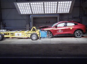 Mustang Mach-E, trzy Hyundaie i Yaris Cross w testach Euro NCAP