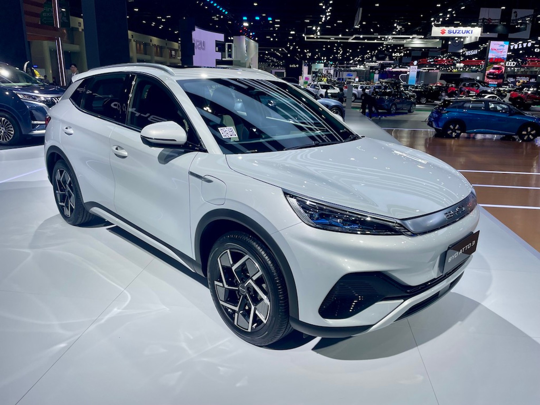 Salon w Bangkoku 2024 – auta chińskie