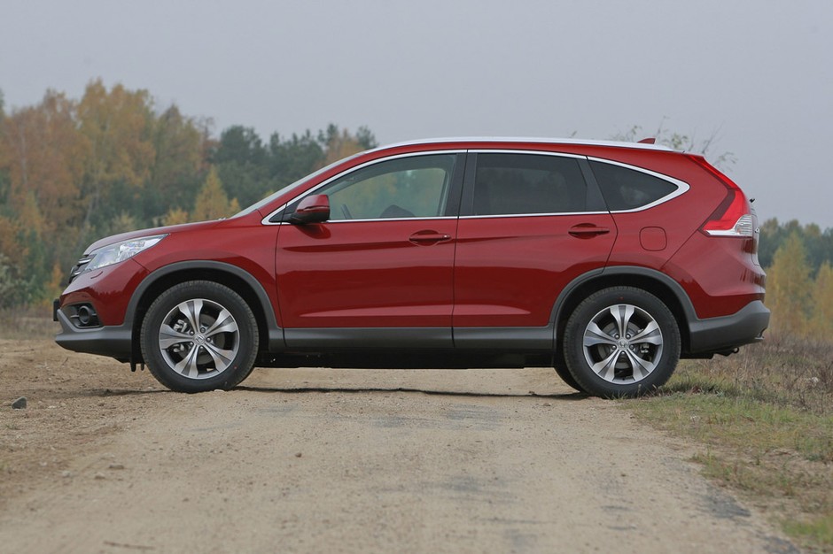 Mitsubishi Outlander kontra Honda CR-V: SUV-y bez zbędnych fajerwerków