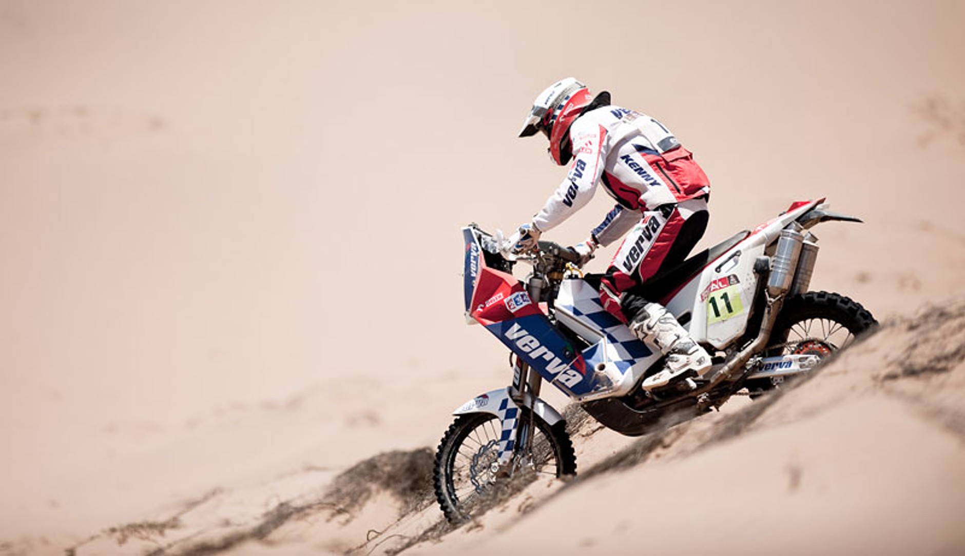 Rajd Dakar 2010: Przygoński goni najlepszych, pech Hołowczyca (9. etap na żywo, wyniki, foto)