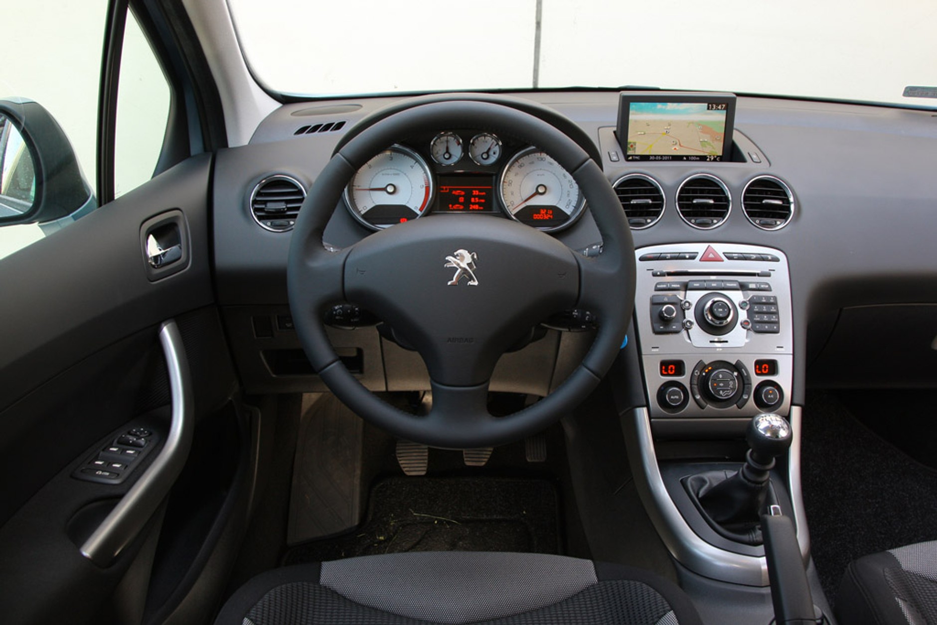 Takie same, a jednak inne: Peugeot 308 SW kontra Hyundai i30 CW i Ford Focus Kombi