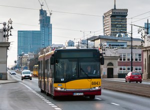 Autobus miejski z dieslem – jego dni są policzone. Ciężarówki też będą czyste. Unia wyznaczyła datę
