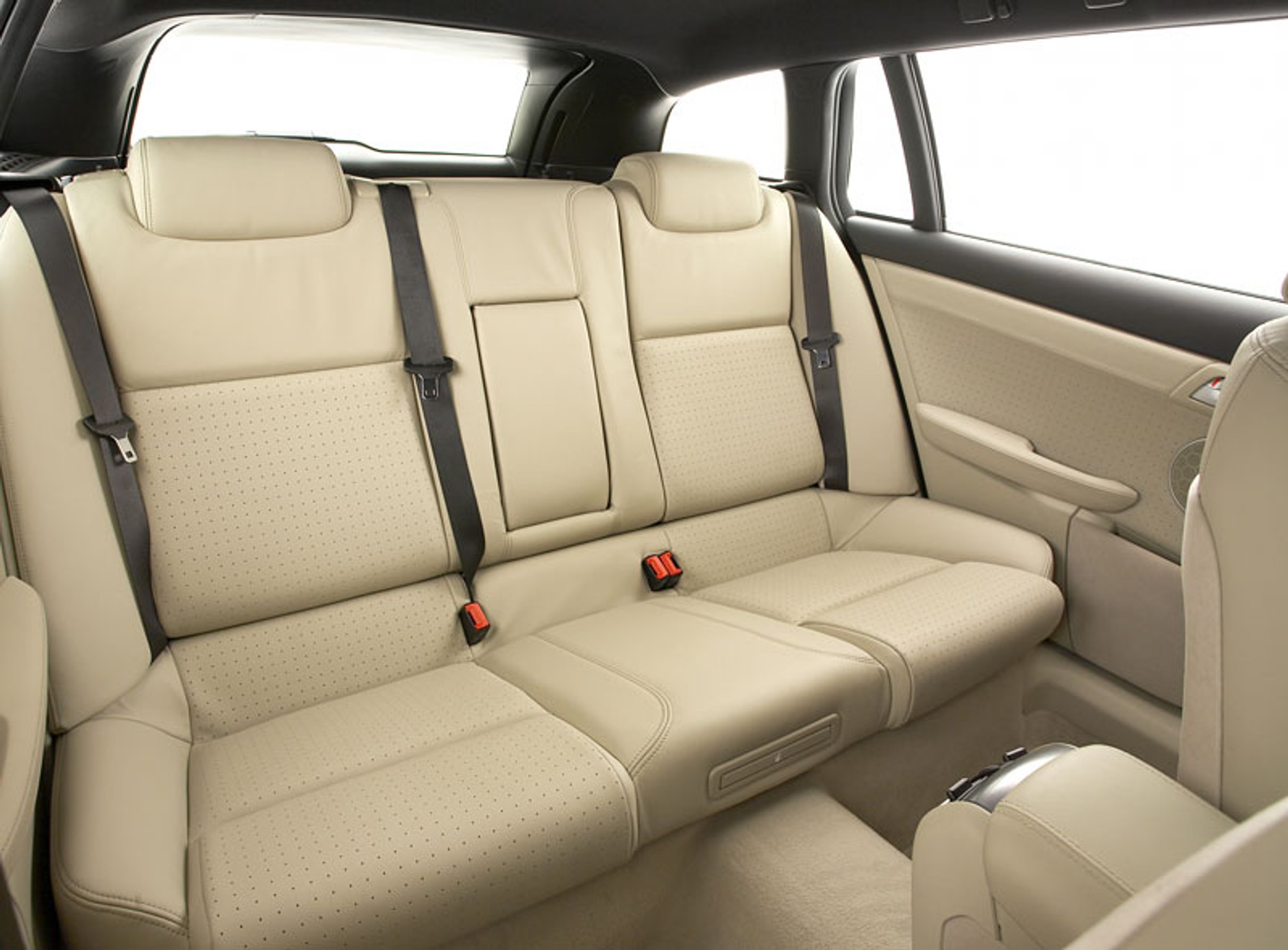 Holden VE Commodore Sportwagon: australijskie kombi dla sportowców z rodziną