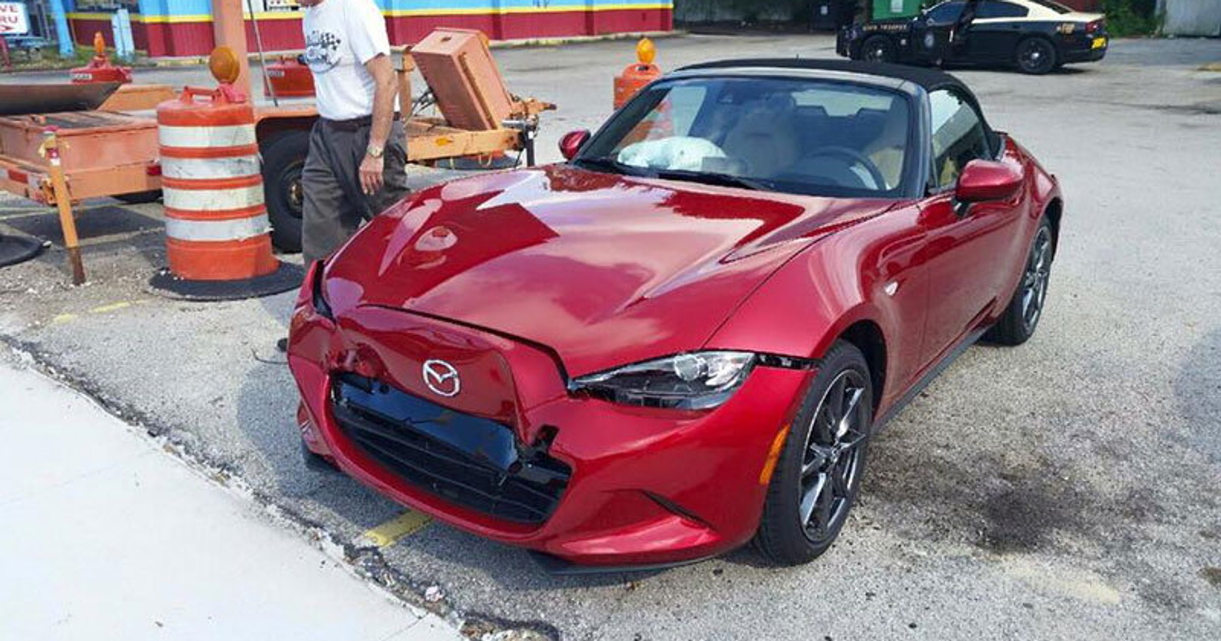 Mazda MX-5 rozbita w USA