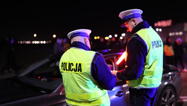 Policjanci posłali na A4 drony. Kierowcy ciężarówek wpadali jeden po drugim