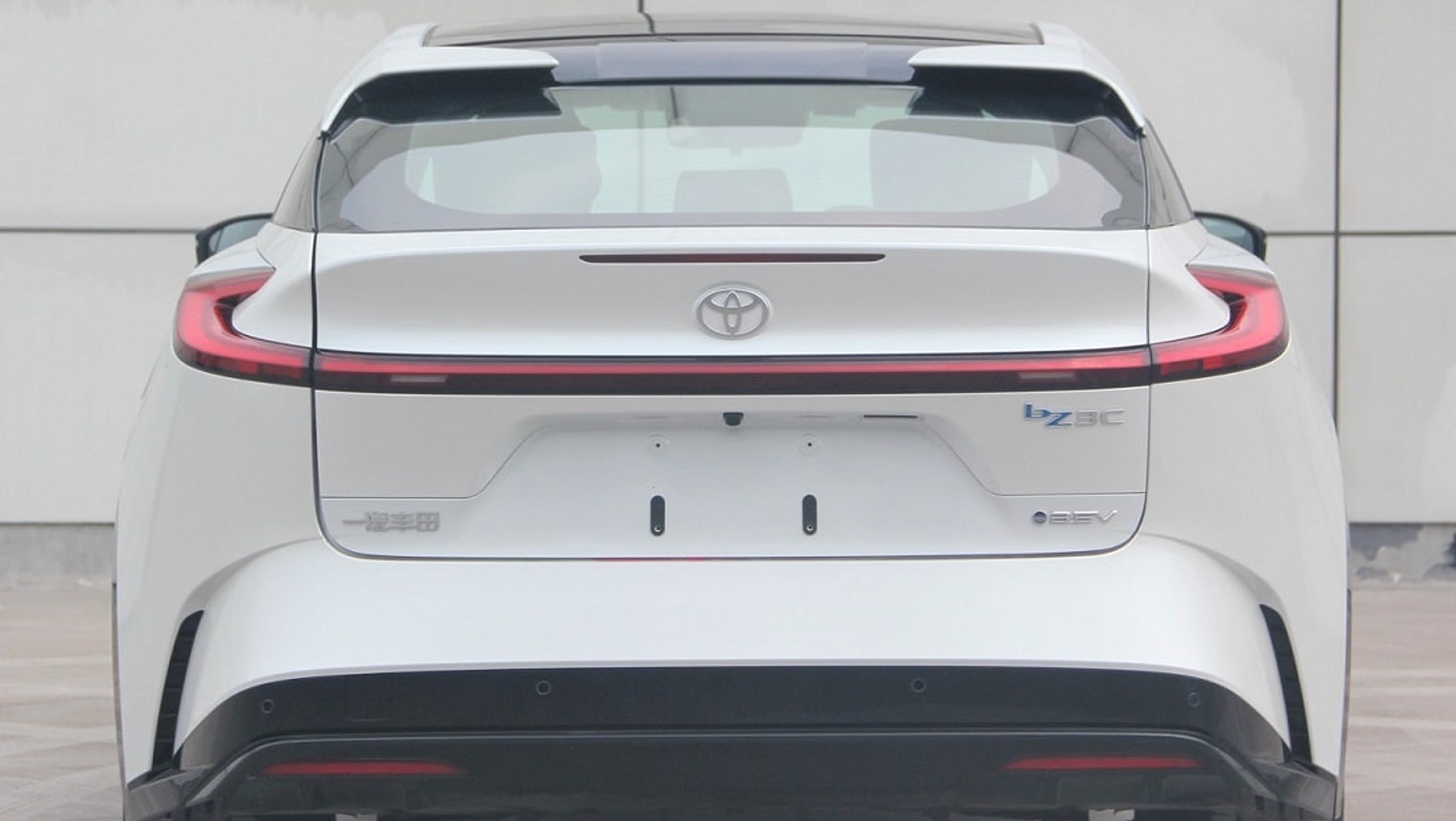 Toyoty bZ3C