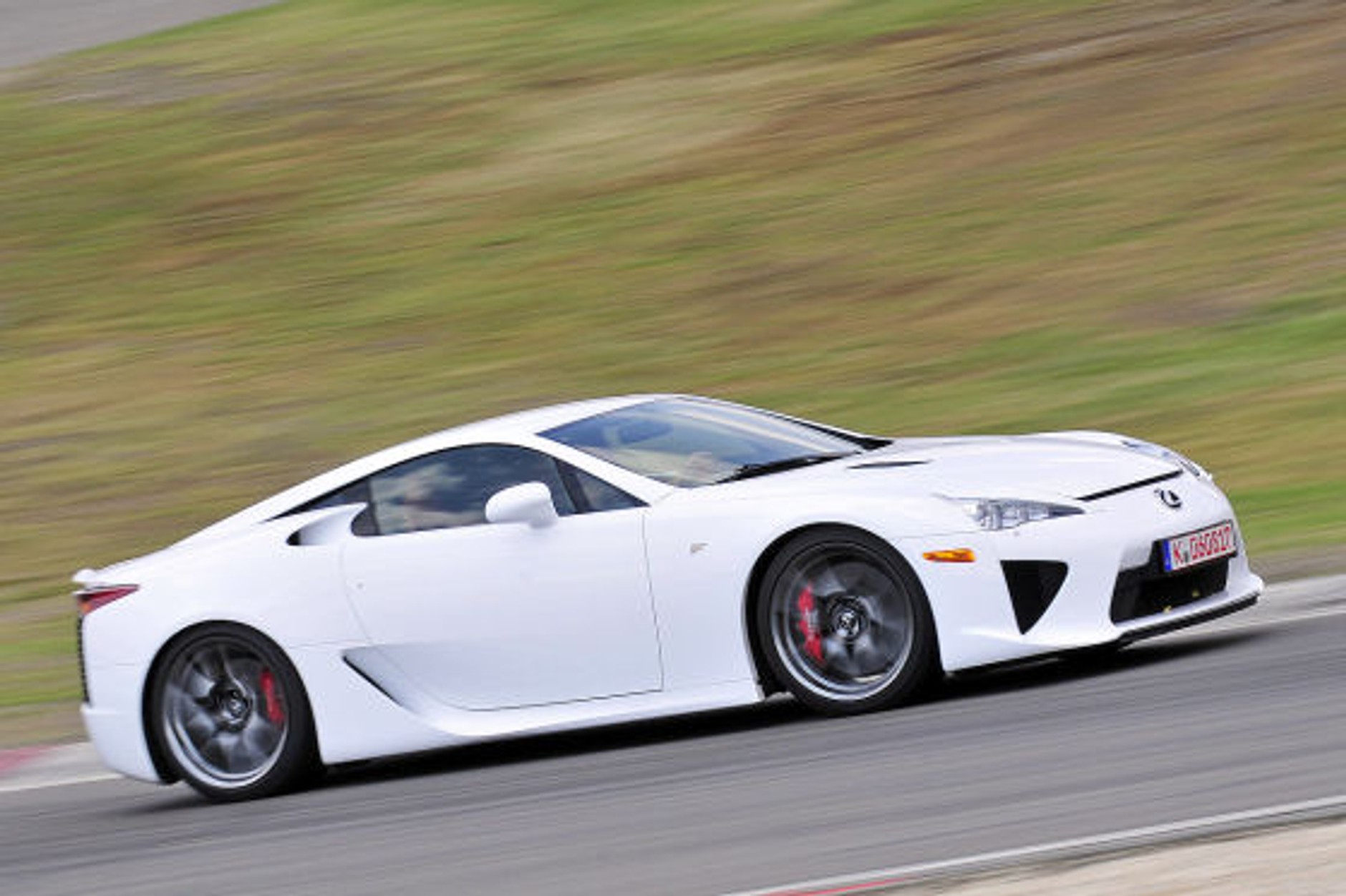 Siedmiu wspaniałych. Czyli, superbolidy w zielonym piekle