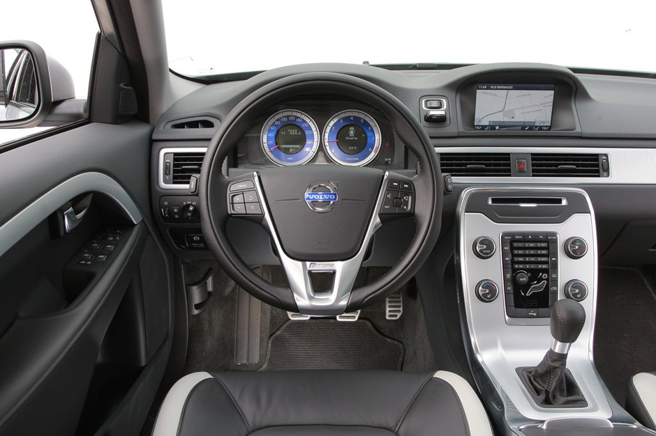 Volvo V70 R-Design: kombi z charakterem