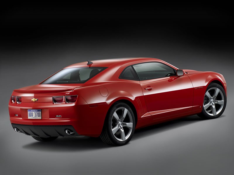 Londyn 2008: Chevrolet Camaro - nowoczesny muscle-car oficjalnie