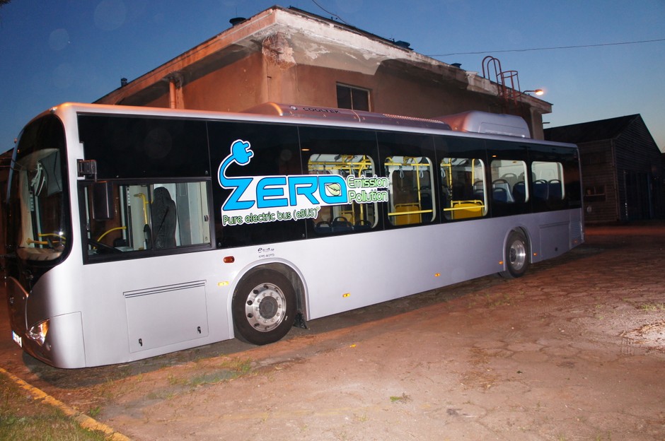 BYD K9