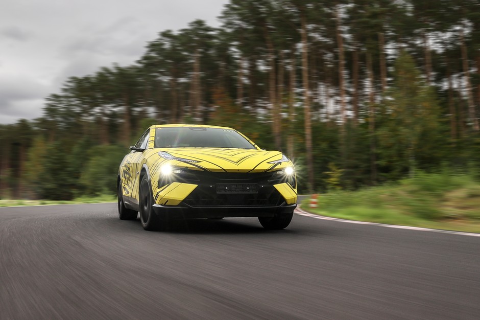 Nowy Lotus Eletre