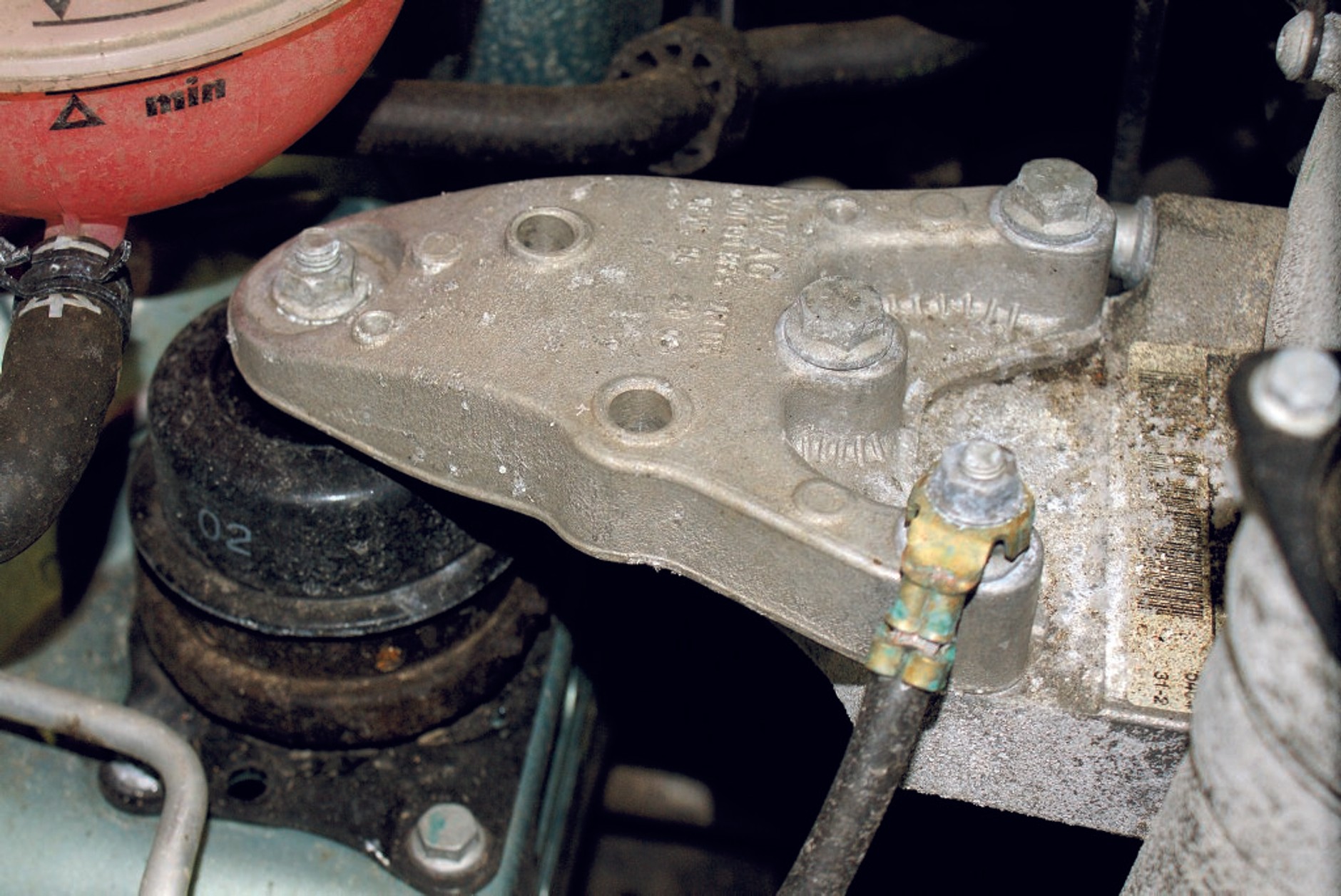 Drgania kierownicy - skąd się biorą?