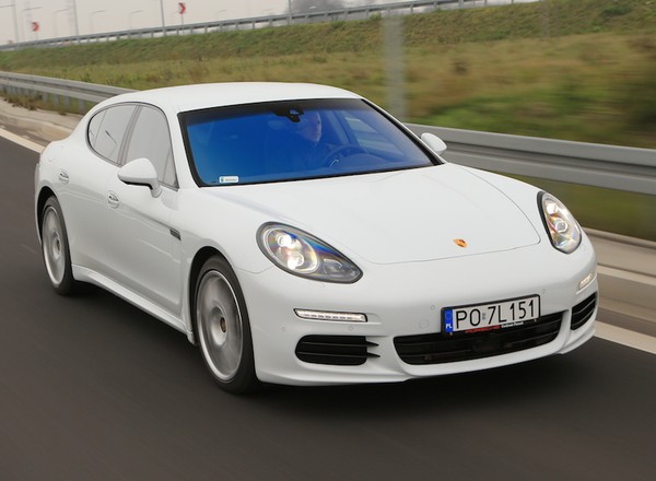 Duża akcja serwisowa Porsche - ponad 1,1 tys. aut do naprawy