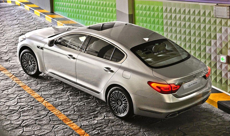 Kia Quoris odkrywa wnętrze