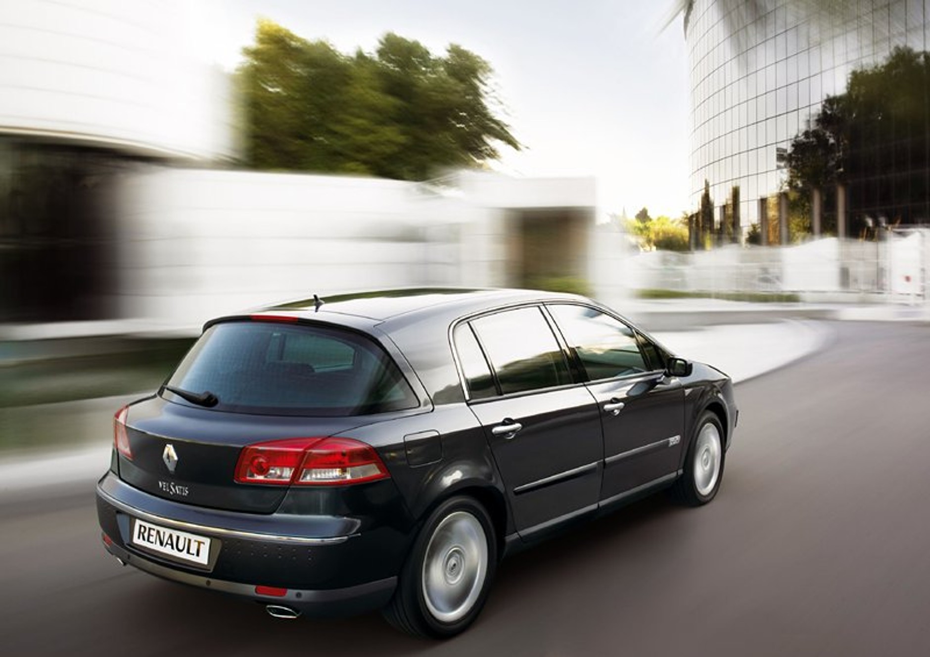 Renault Vel Satis: nowy turbodiesel i skrzynia biegów