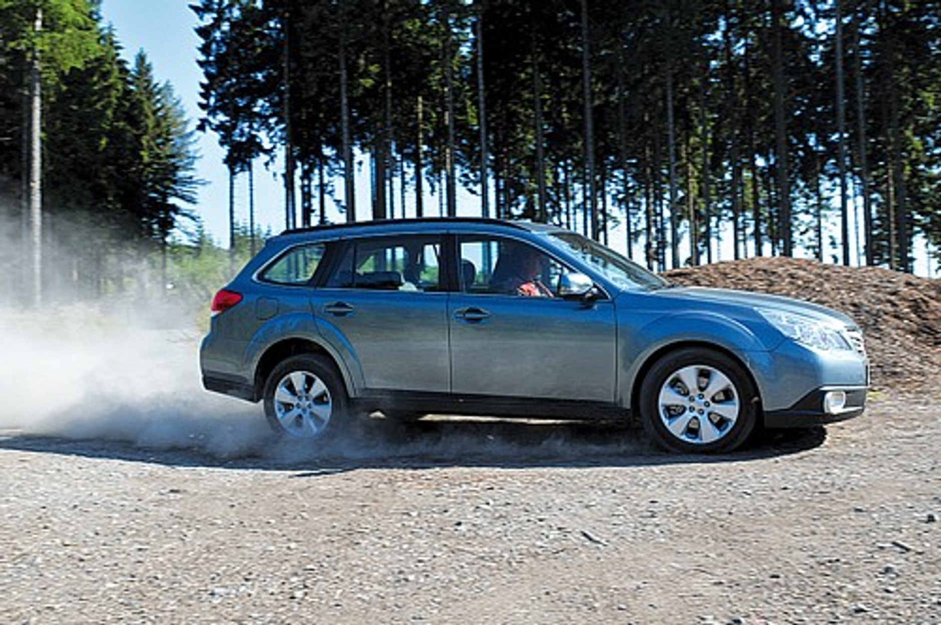Subaru Legacy Outback - Kombi z ambicjami