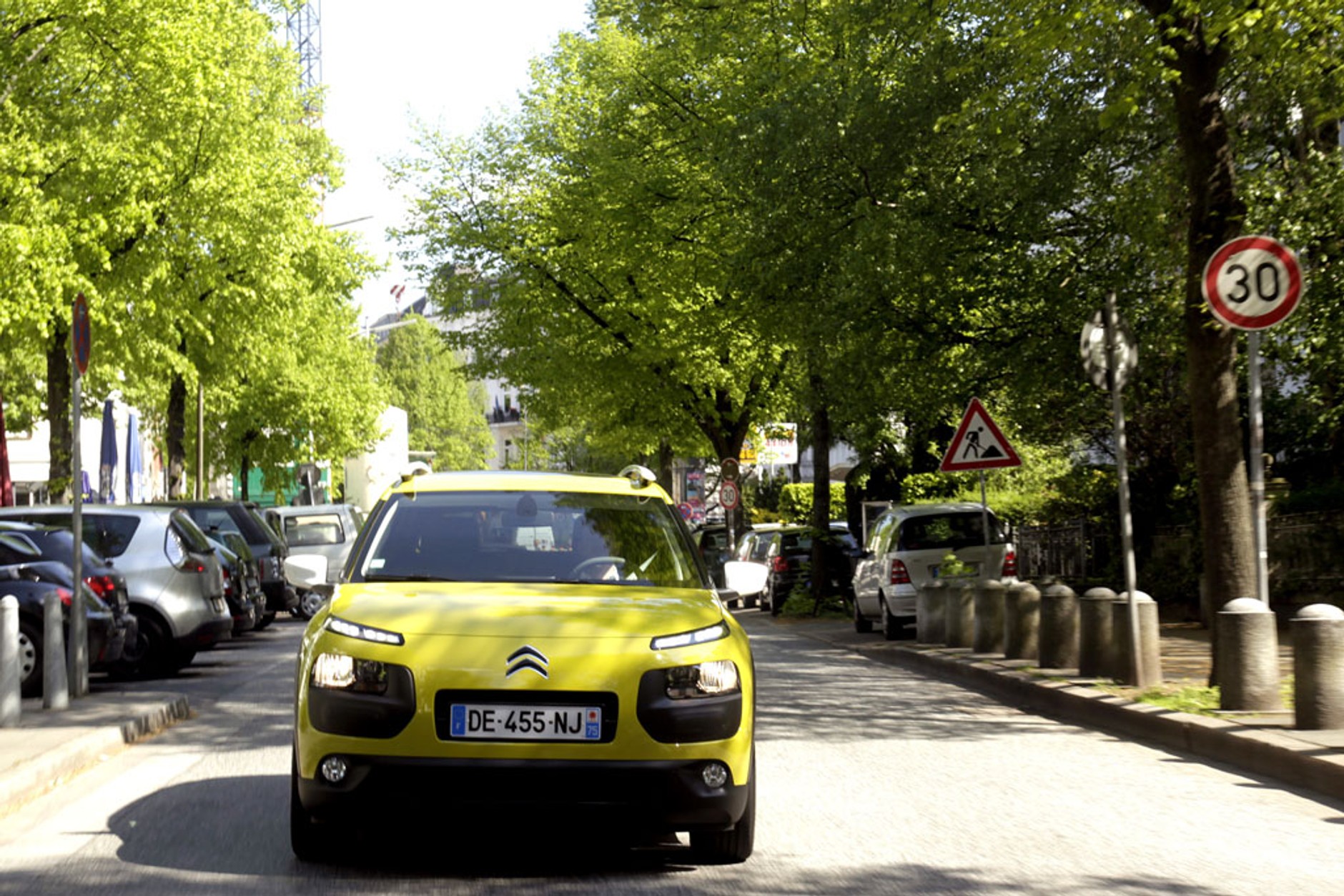 Citroen C4 Cactus kontra 2 CV