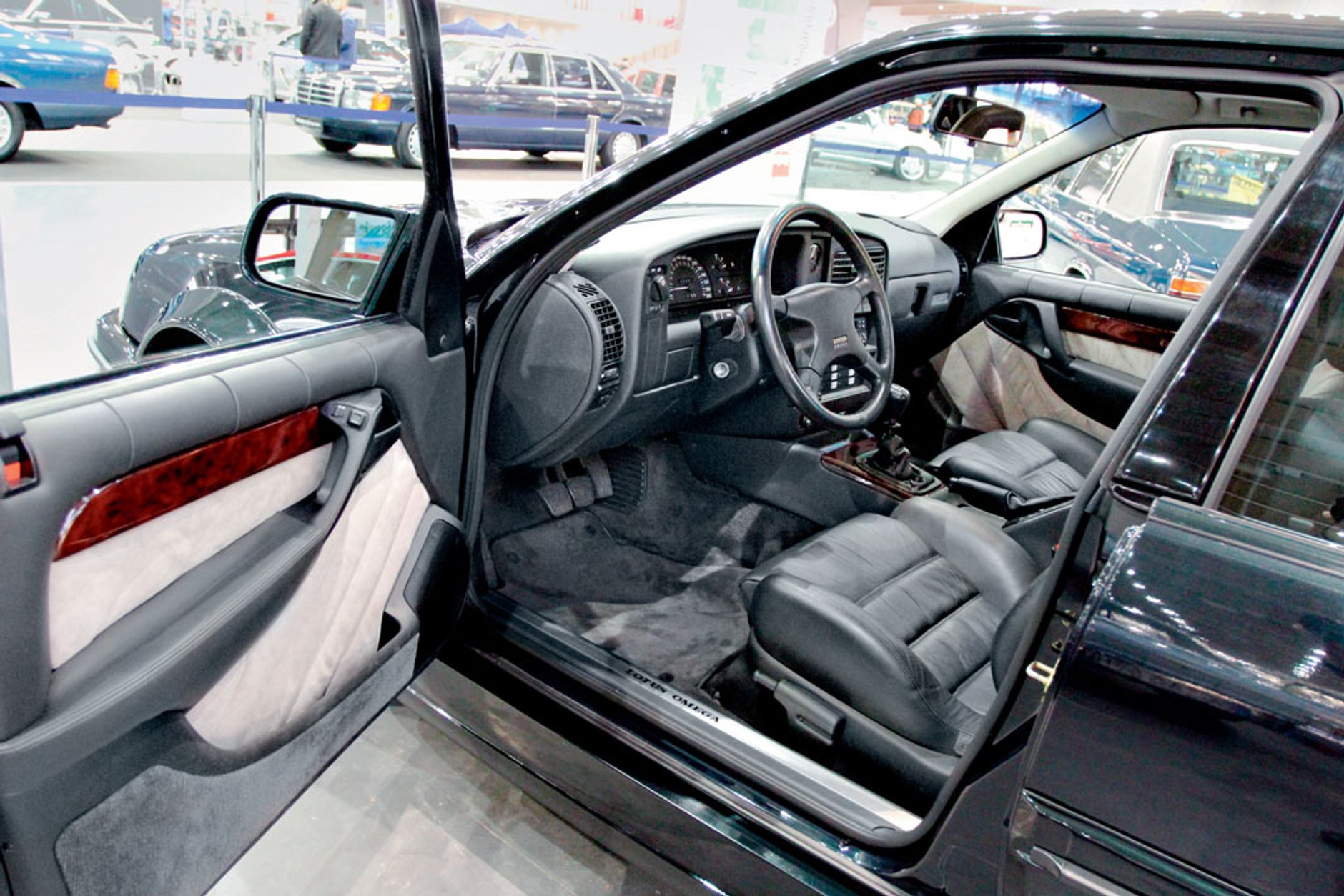 Lotus Omega - Opel z brytyjską duszą