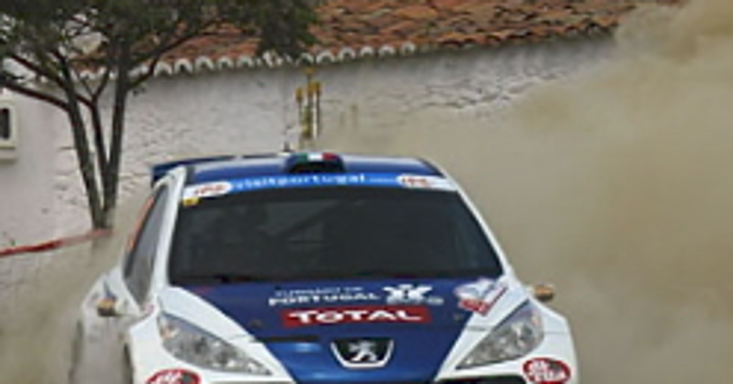 Rajd Monte Carlo 2009: sensacyjny początek - Fabia S2000 na czele!