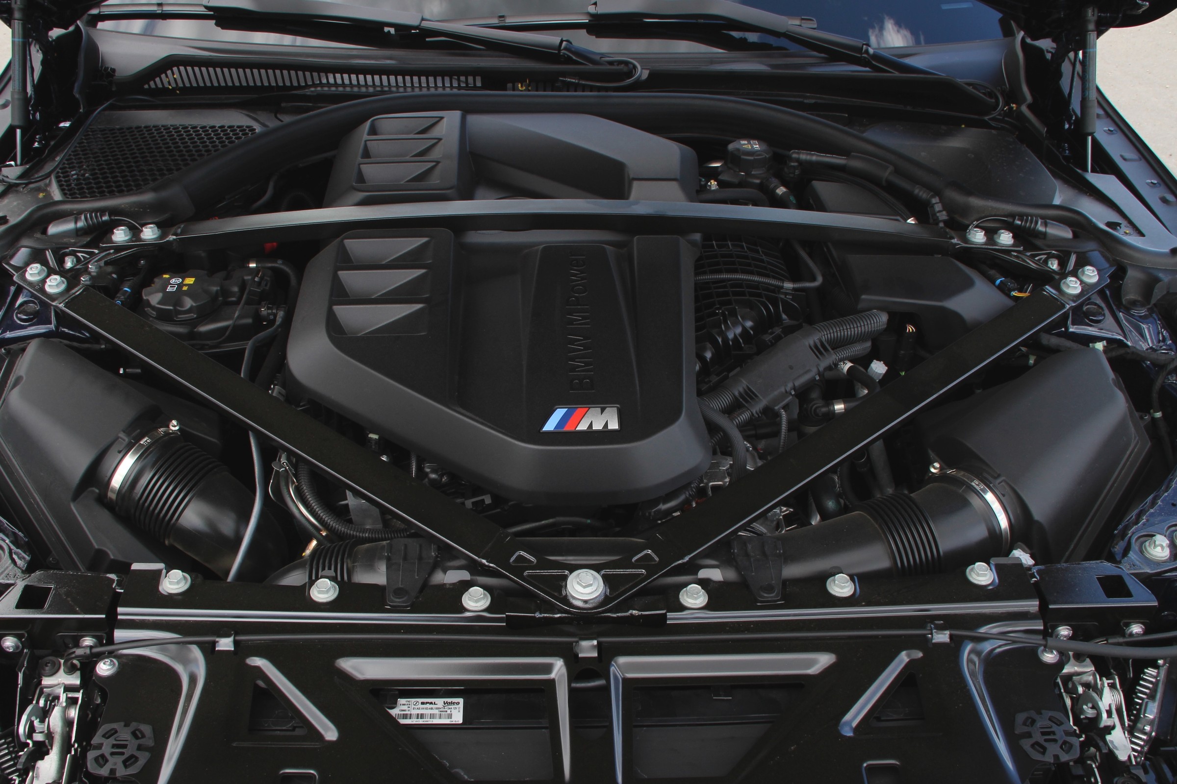 BMW M3 pozostanie bezkompromisowe. Żadnych hybryd, tylko silnik spalinowy i dużo mocy