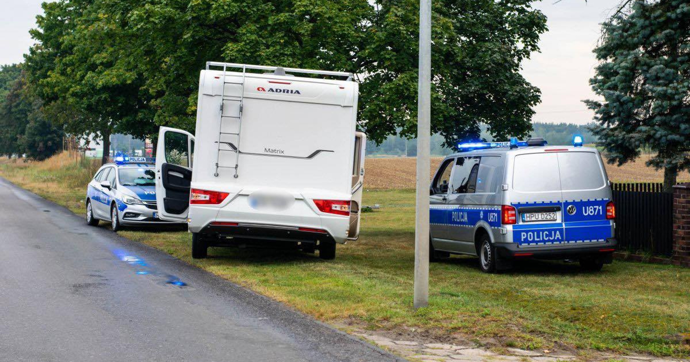 Policja rozbiła grupę złodziei samochodów