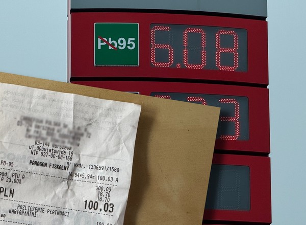 Sprawdziłem dwa razy i to nie błąd. Zatankowałem za paliwo o 50 gr taniej. Każdy może