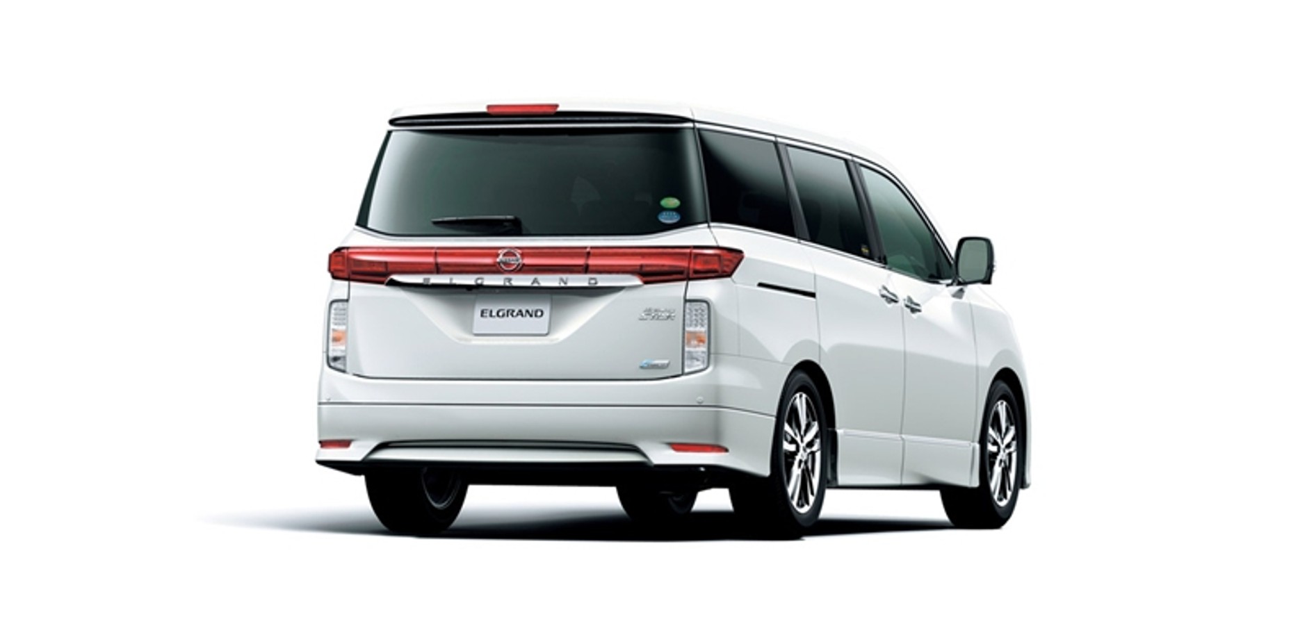 Nissan Elgrand – japońskie dziwactwo