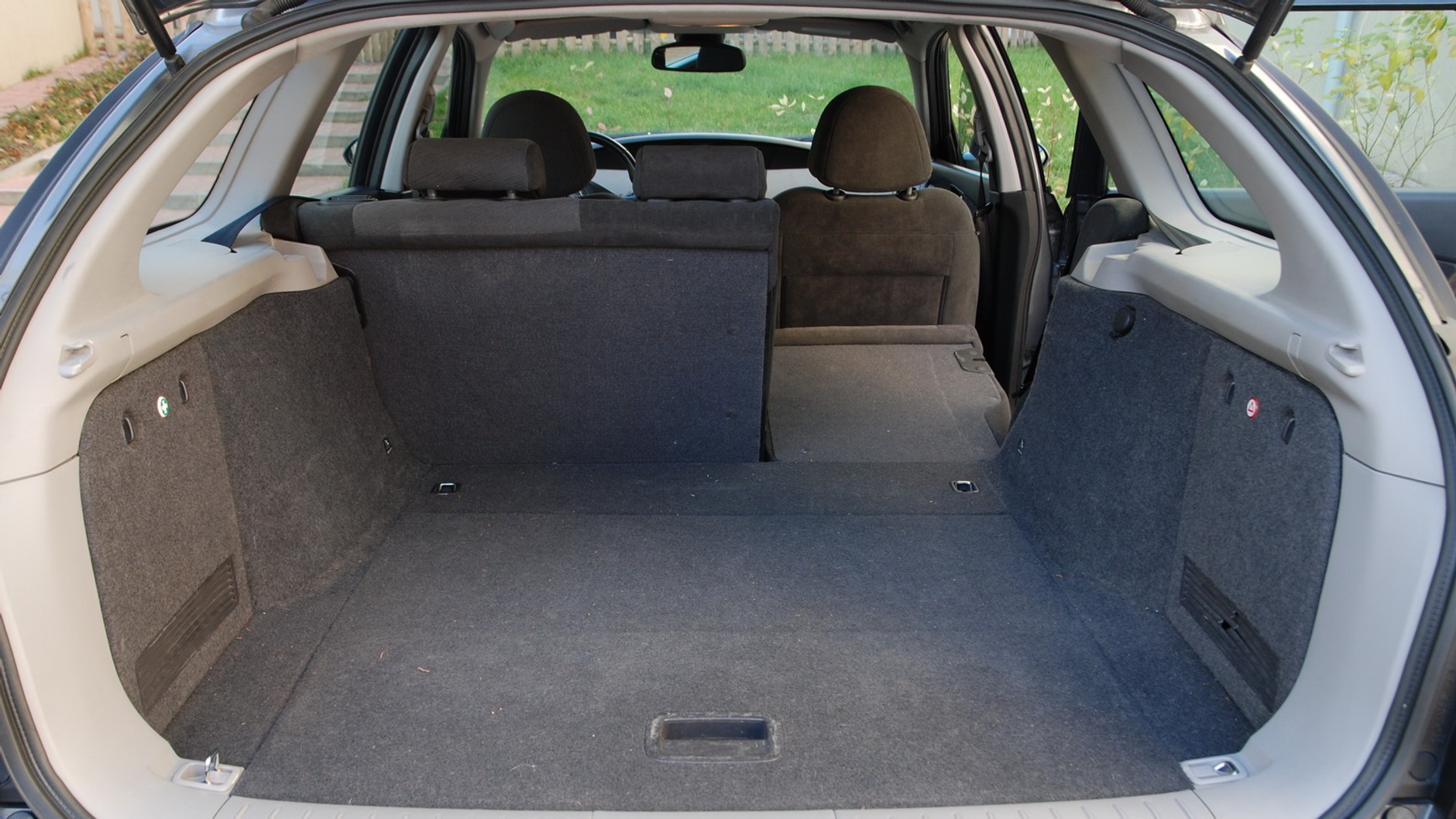 Nissan Primera III (2002-08)