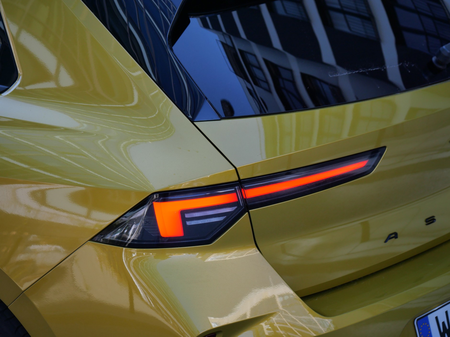 Opel Astra 1.2 Turbo Hybrid Ultimate