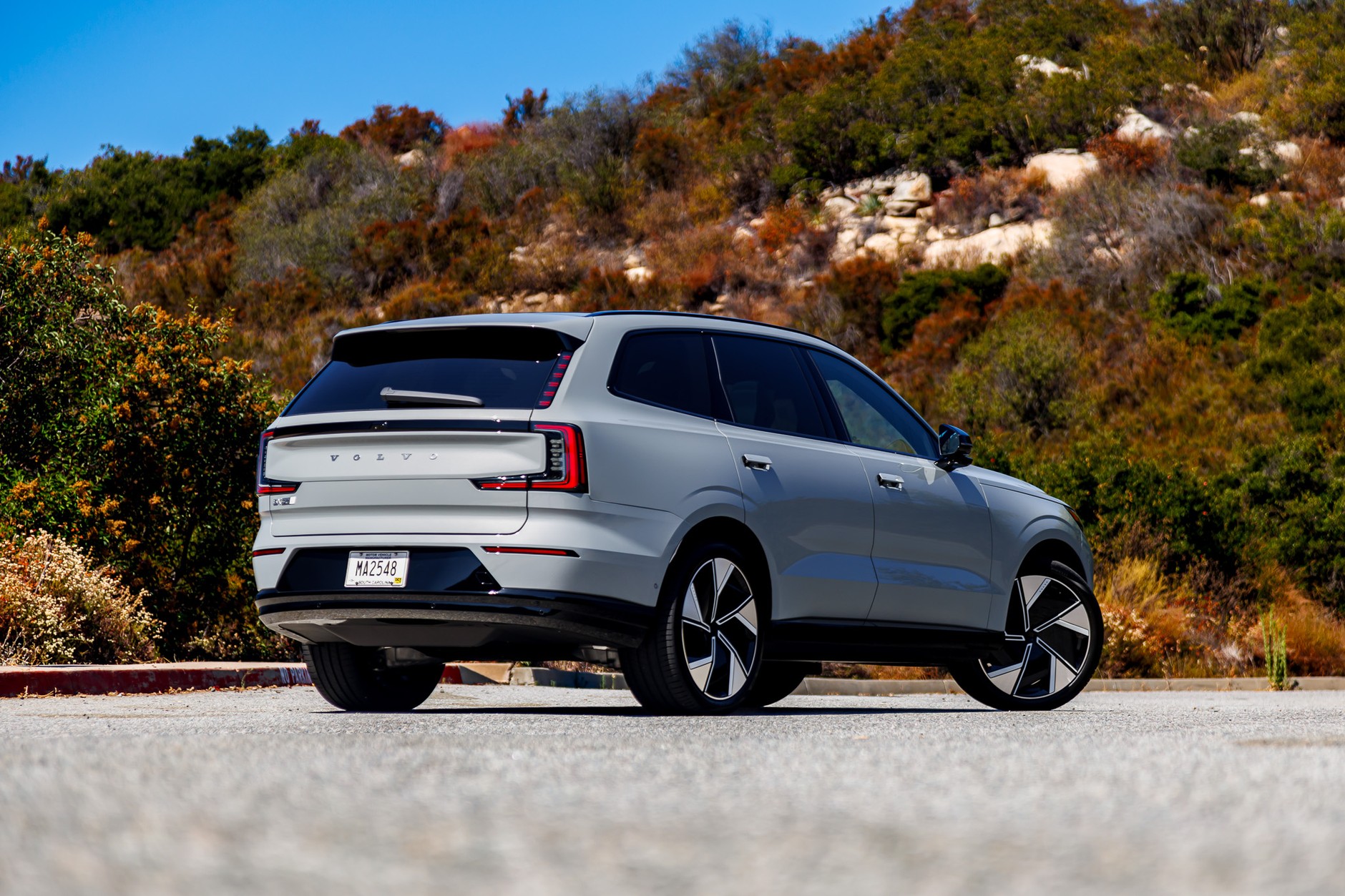 Volvo EX90