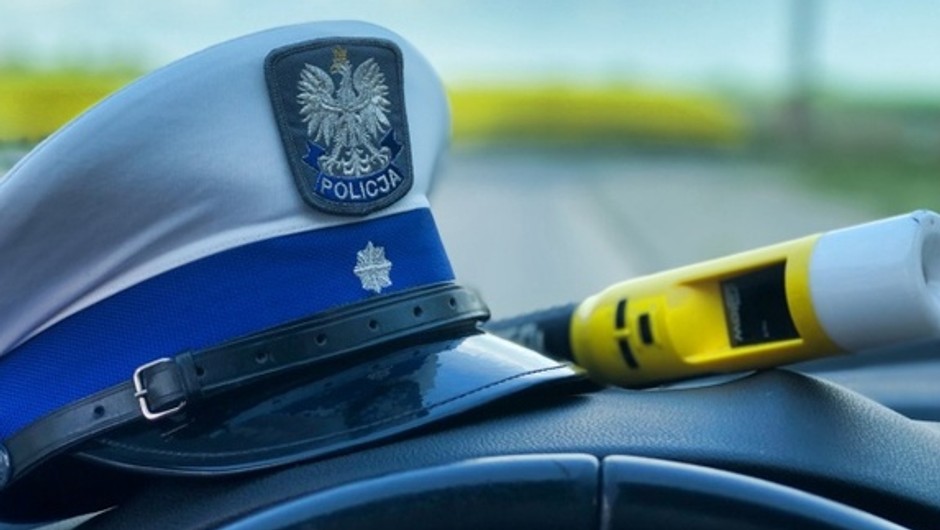 Policjanci masowo zatrzymywali nietrzeźwych. Wśród nich byli dwaj 17-latkowie