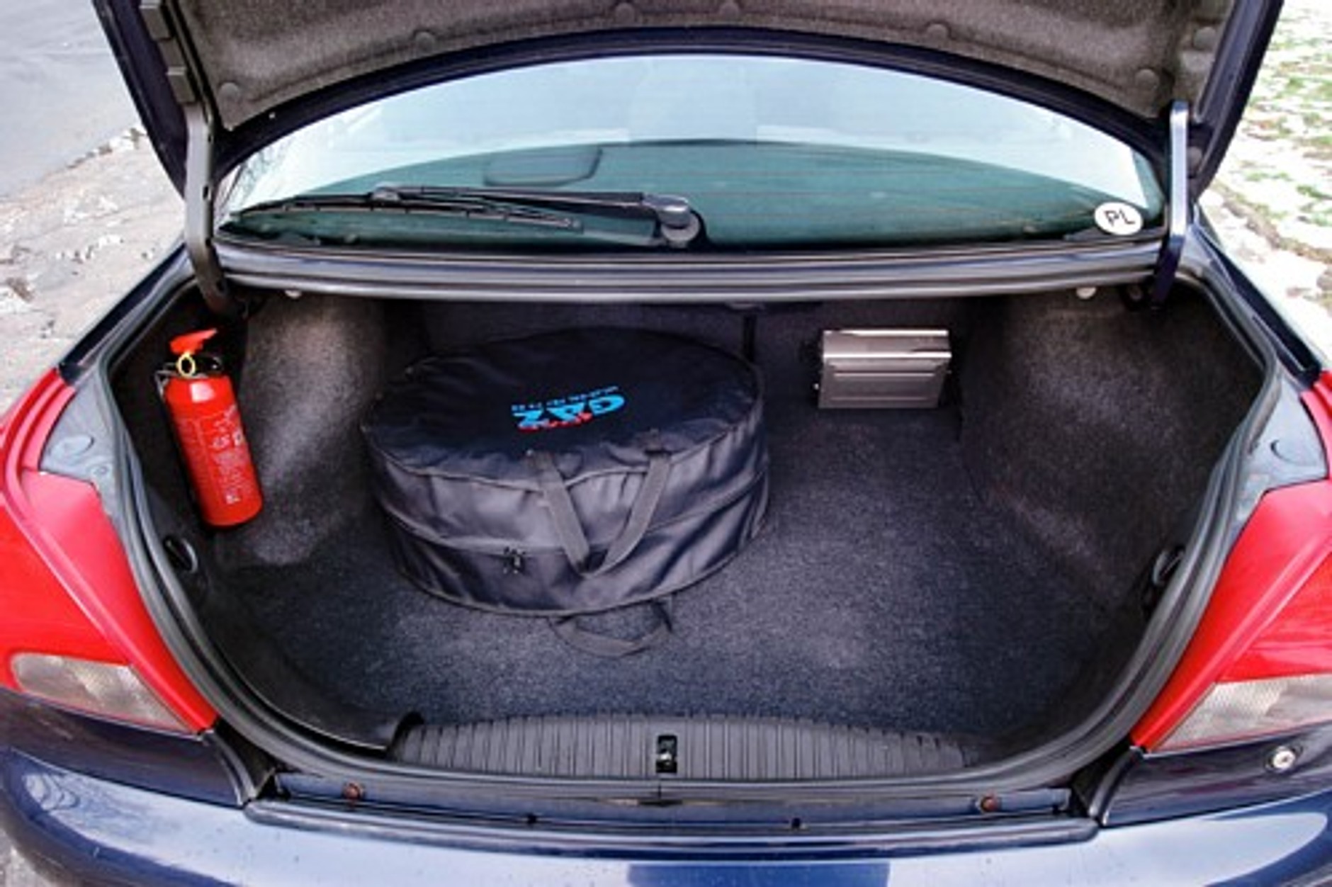 Który jest bardziej uniwersalny?