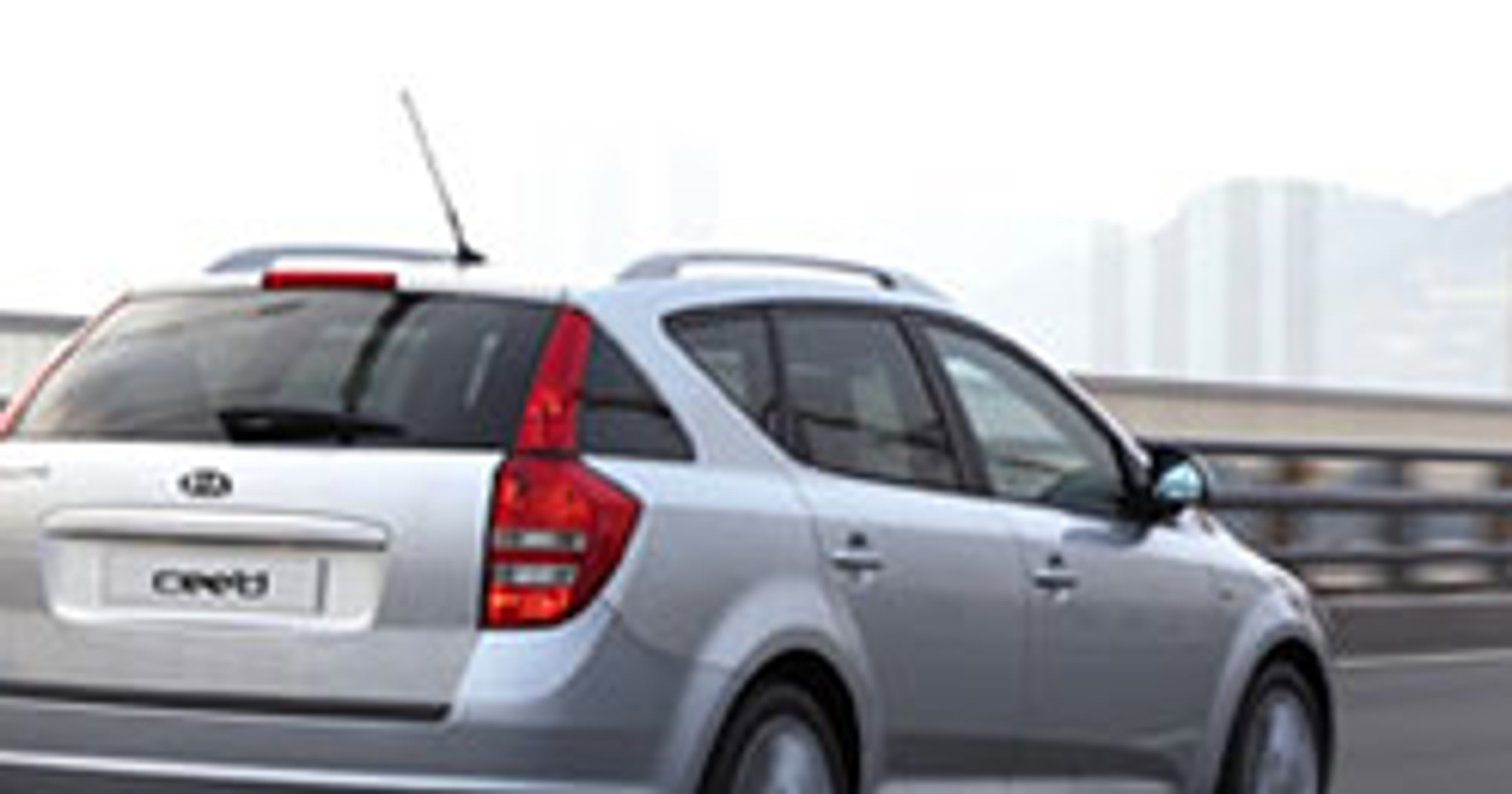Kia w Genewie: debiut modelu Cee’d Sporty Wagon