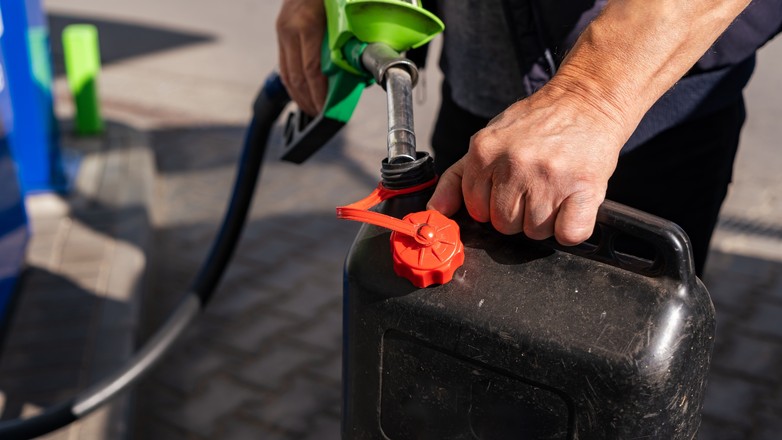 Tankowanie do kanistra