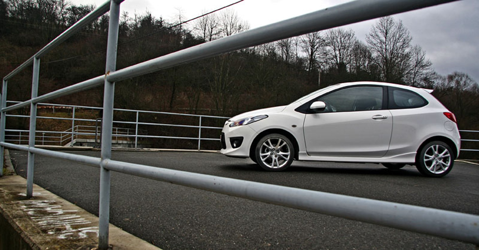 Mazda2 1,5 MZR (76 kW) Sport - japońska zabawka