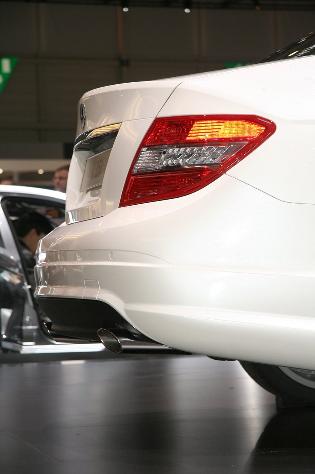 Genewa 2007: kolejne samochody w fotogalerii