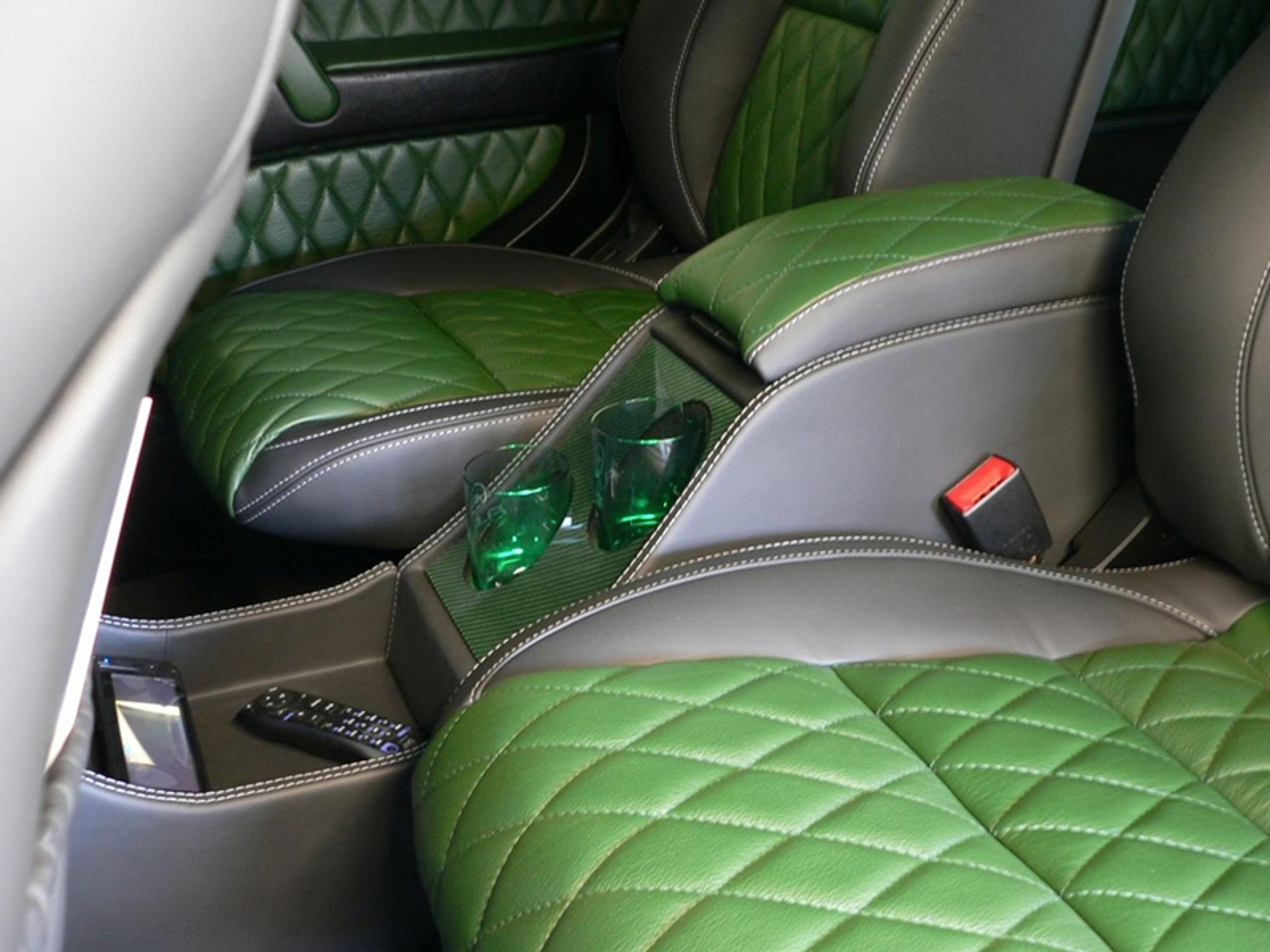 Mercedes G ART – brzydziej się chyba nie da