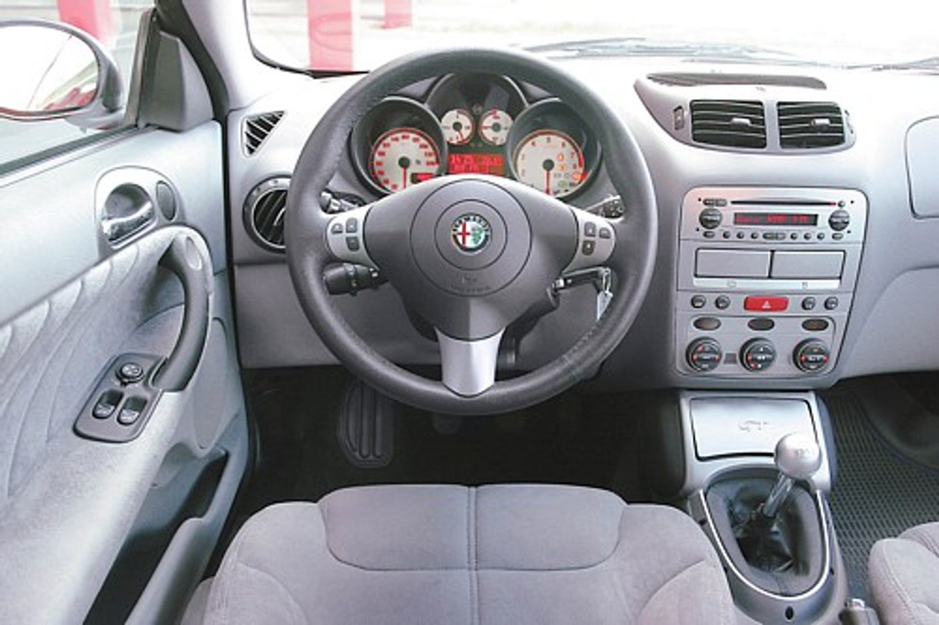 Alfa Romeo GT 2.0 JTS - Geny sportowe
