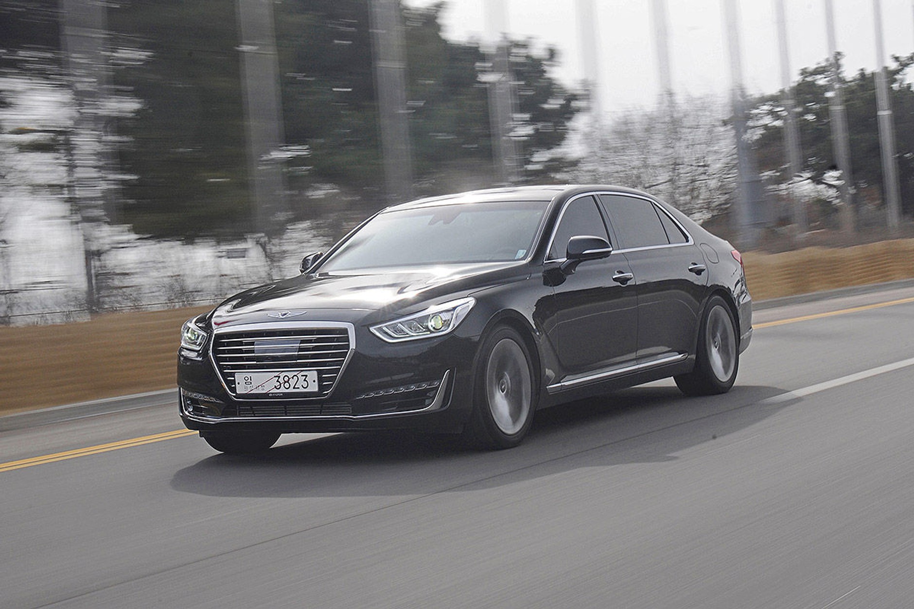 Hyundai Genesis G90 - klasa S od Hyundaia