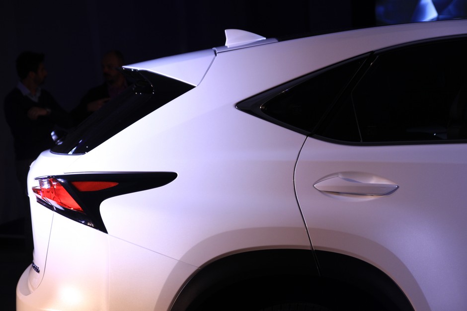 Lexus NX 300h