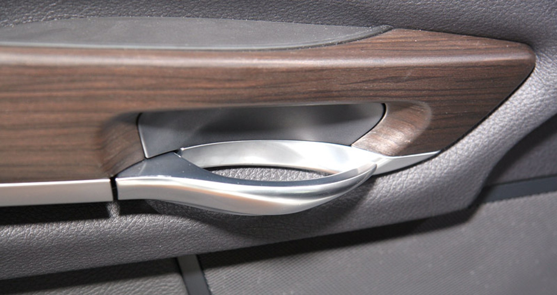 Paryż 2008: BMW serii 7 – pierwsze wrażenia