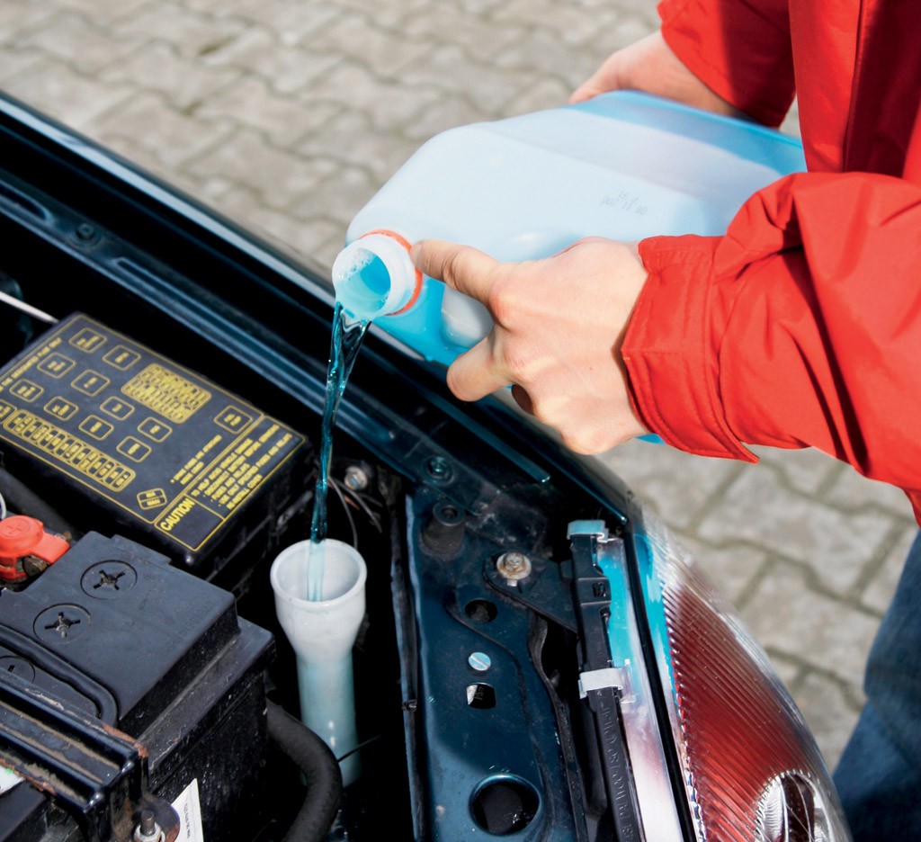 Brak płynu to pozornie niewielka przeszkoda. W rzeczywistości może być prawdziwym koszmarem i doprowadzić do bardzo niebezpiecznych sytuacji