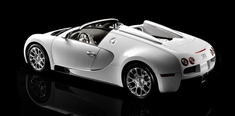 Bugatti Veyron 16.4 Grand Sport: 360 km/h w kabriolecie (wideo)