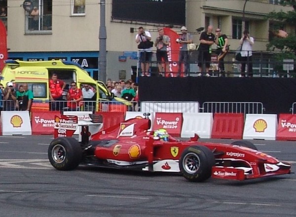 Felipe Massa i Ferrari F1 na Marszałkowskiej