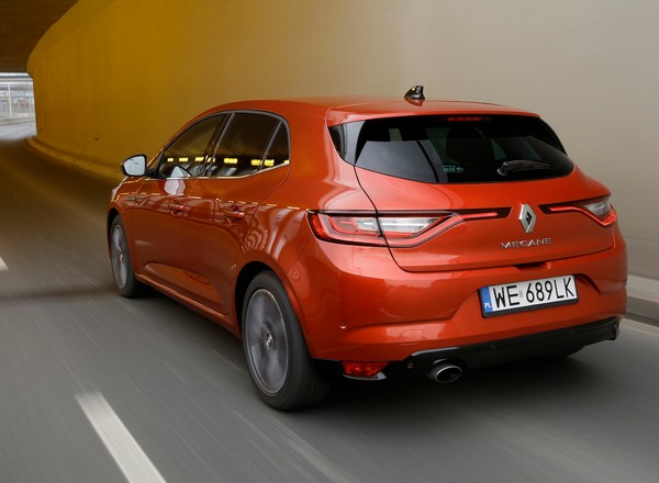 Renault Megane - Więcej gadżetów niż samochodu?