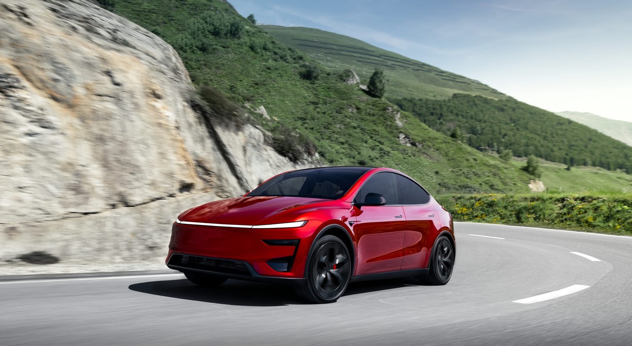 Tesla Model Y teraz także w wersji Performance. 40 tys. zł za dodatkowe 83 KM