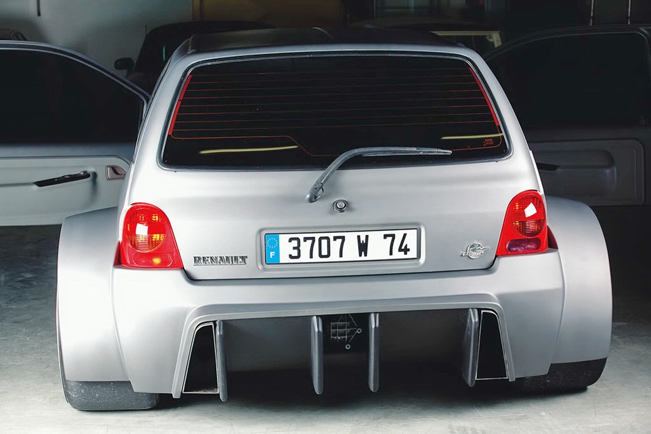 Renault Twingo - V8 w miejskim aucie? Czemu nie!